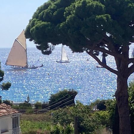 Chambre Parentale , Salle De Bain Privee, Acces Plages & Vue Mer Du Salon Dans Appartement Partage Chez L'Habitant ,, Master Bedroom, Private Bathroom, Beach Access & Sea View Cannes Buitenkant foto